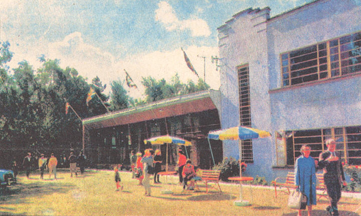 Exterior 2 wo