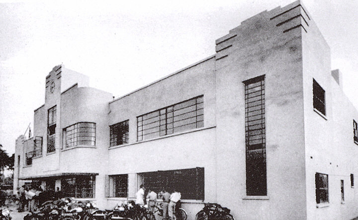 Exterior 3 wo