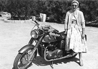 Dominator Mavis