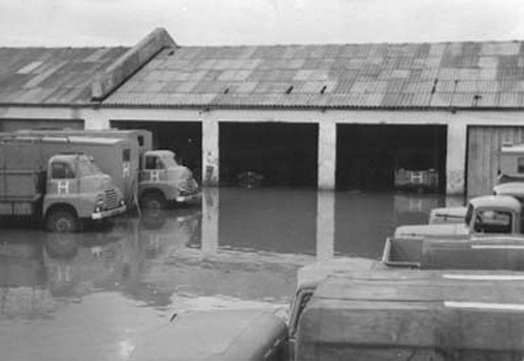 Floods%201